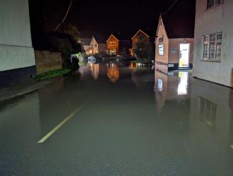 PXL 20231020 182840212